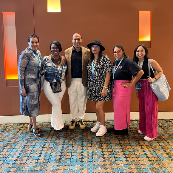 I’M LIVE (@krs0716) ~ LIKE THIS LISTING FOR LIVE SHOW NOTIFICATION - Picture 9 of 17